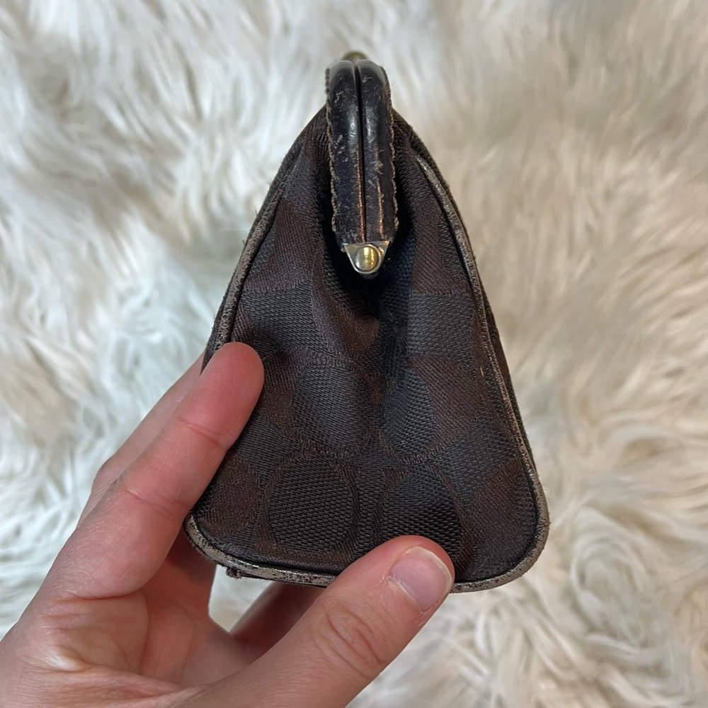 Vintage Coach Legacy Stripe Framed Beauty Pouch Chocolate Brown Kiss‑Lock 🤎🌈 - Picture 3 of 14